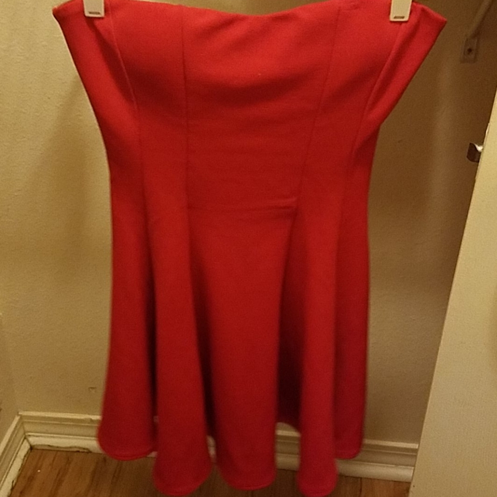 Date night strapless dress